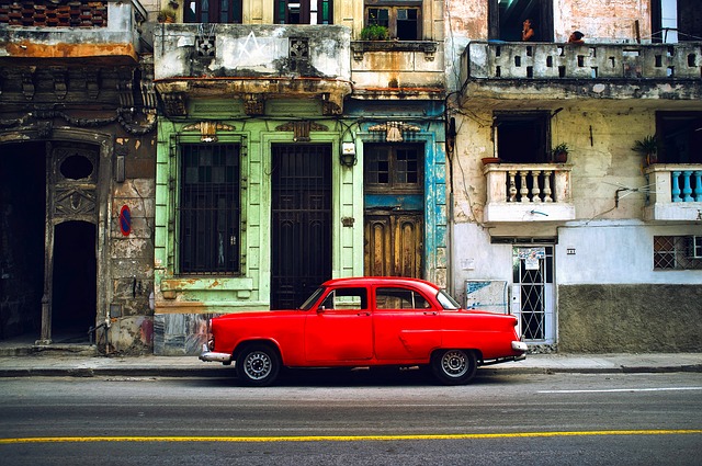 old car in havana